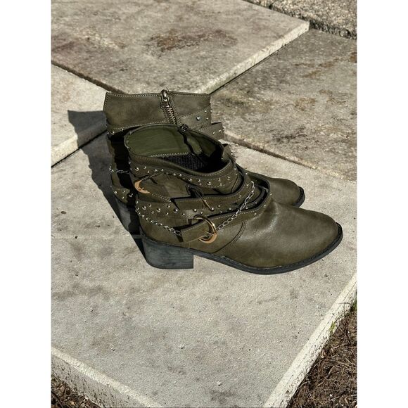 Fashion Ankle Boots Dark Green and Black Buckle, Chains, Studded Size 8.5 - Picture 6 of 11